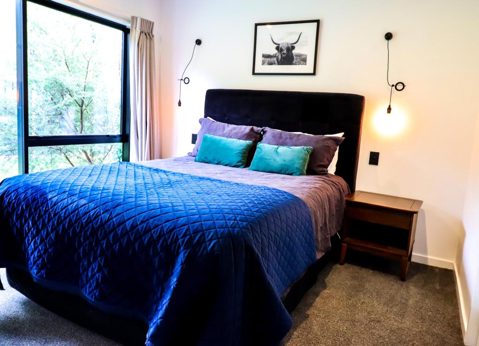 Black Barn Modern: Luxe Martinborough Escape Dış mekan fotoğraf